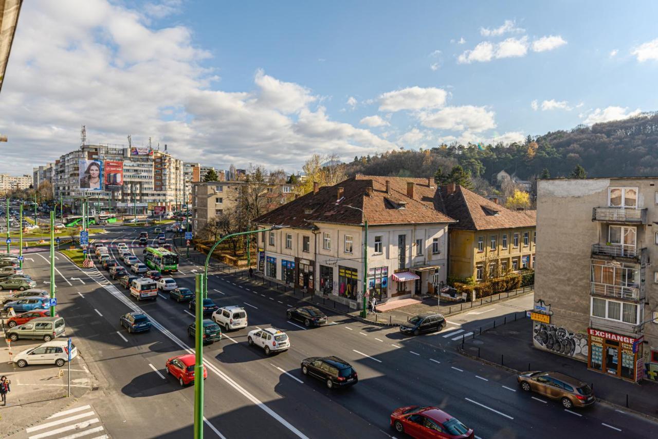 Chic&View Brasov Apartment Buitenkant foto